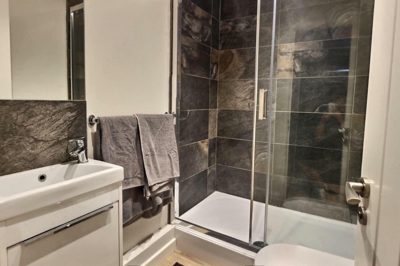 Home-From-Home - Self Catering Garden Apartment, ווטרלוביל מראה חיצוני תמונה